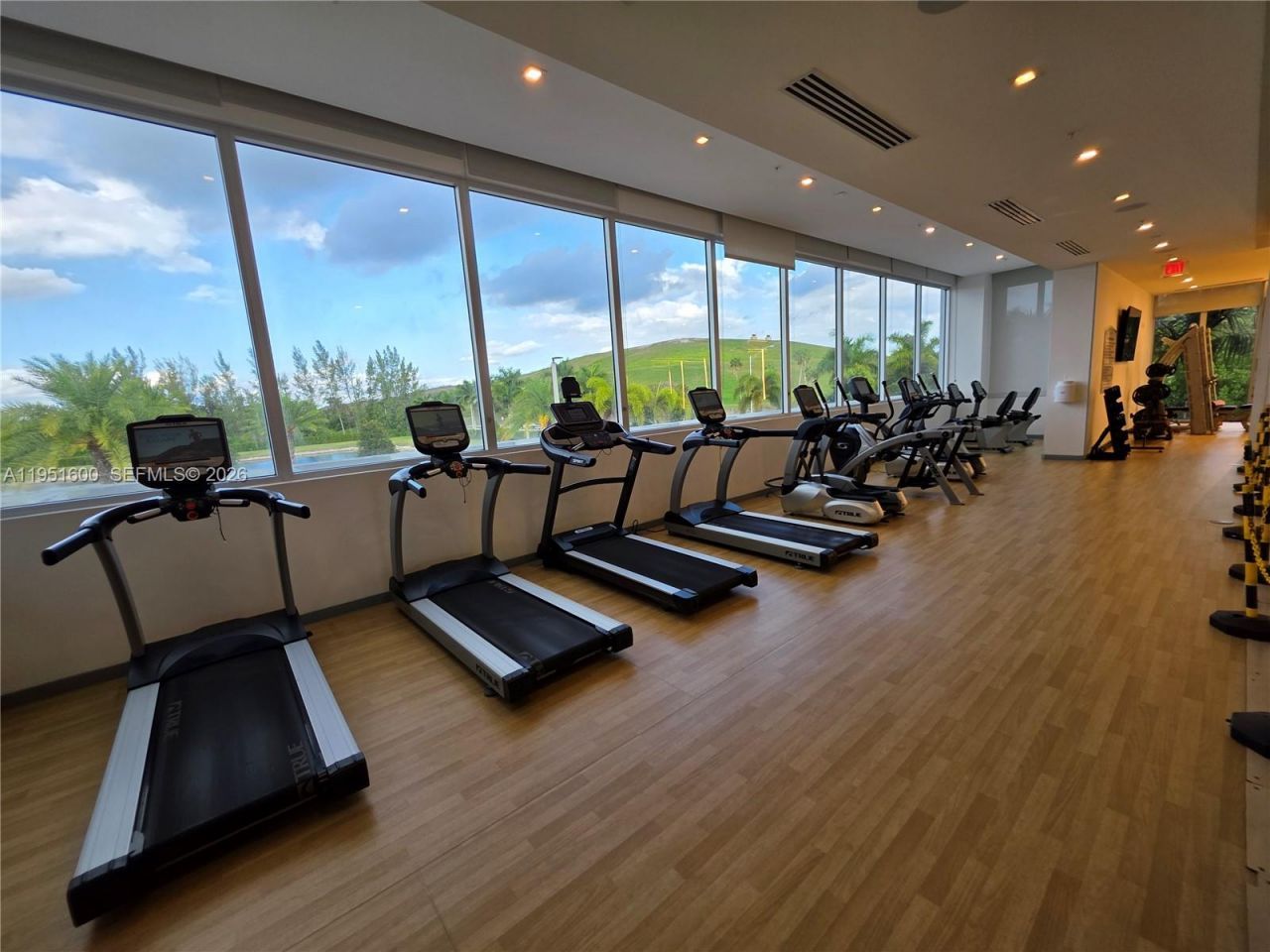 10270 NW 66th St, Unit 303, Doral, FL 33178 Photo