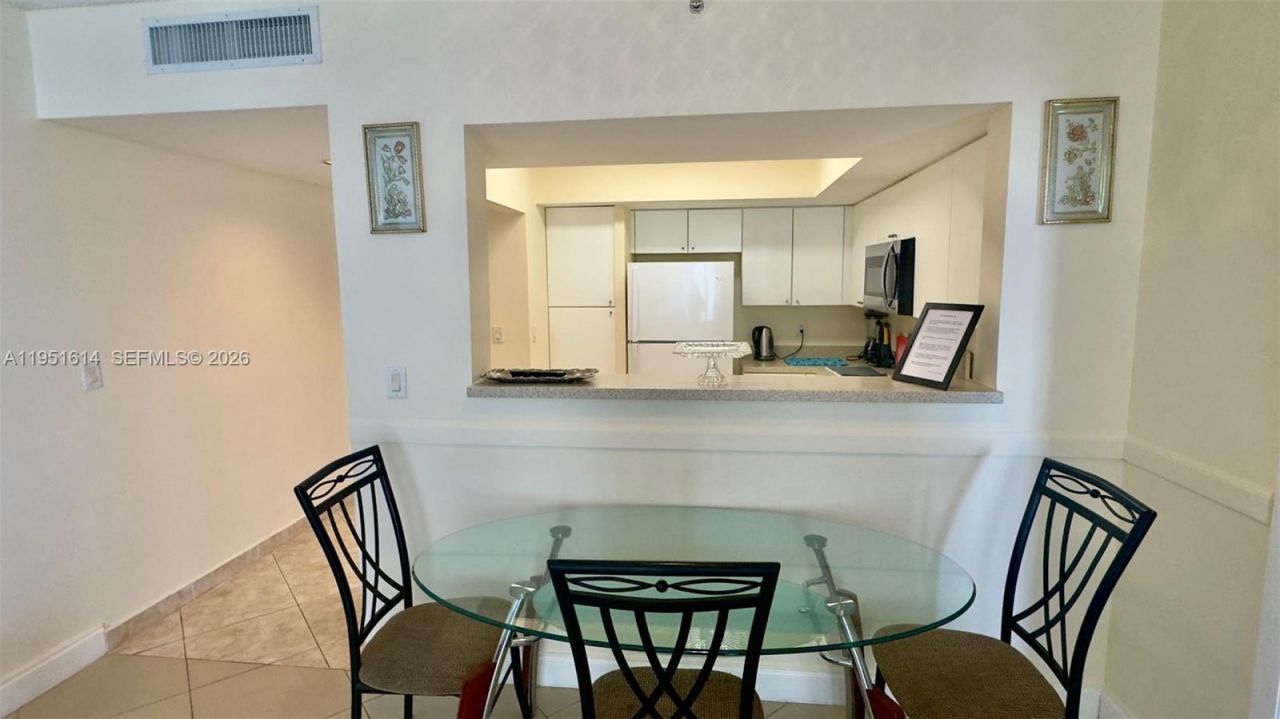 17375 Collins Ave, Unit 1003, Sunny Isles Beach, FL 33160 Photo