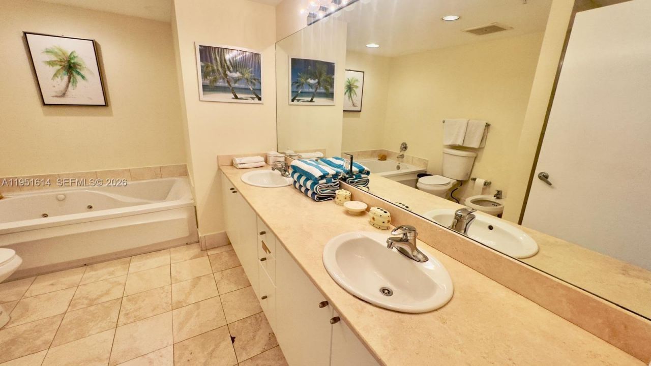 17375 Collins Ave, Unit 1003, Sunny Isles Beach, FL 33160 Photo