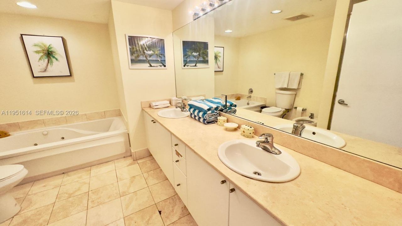 17375 Collins Ave, Unit 1003, Sunny Isles Beach, FL 33160 Photo