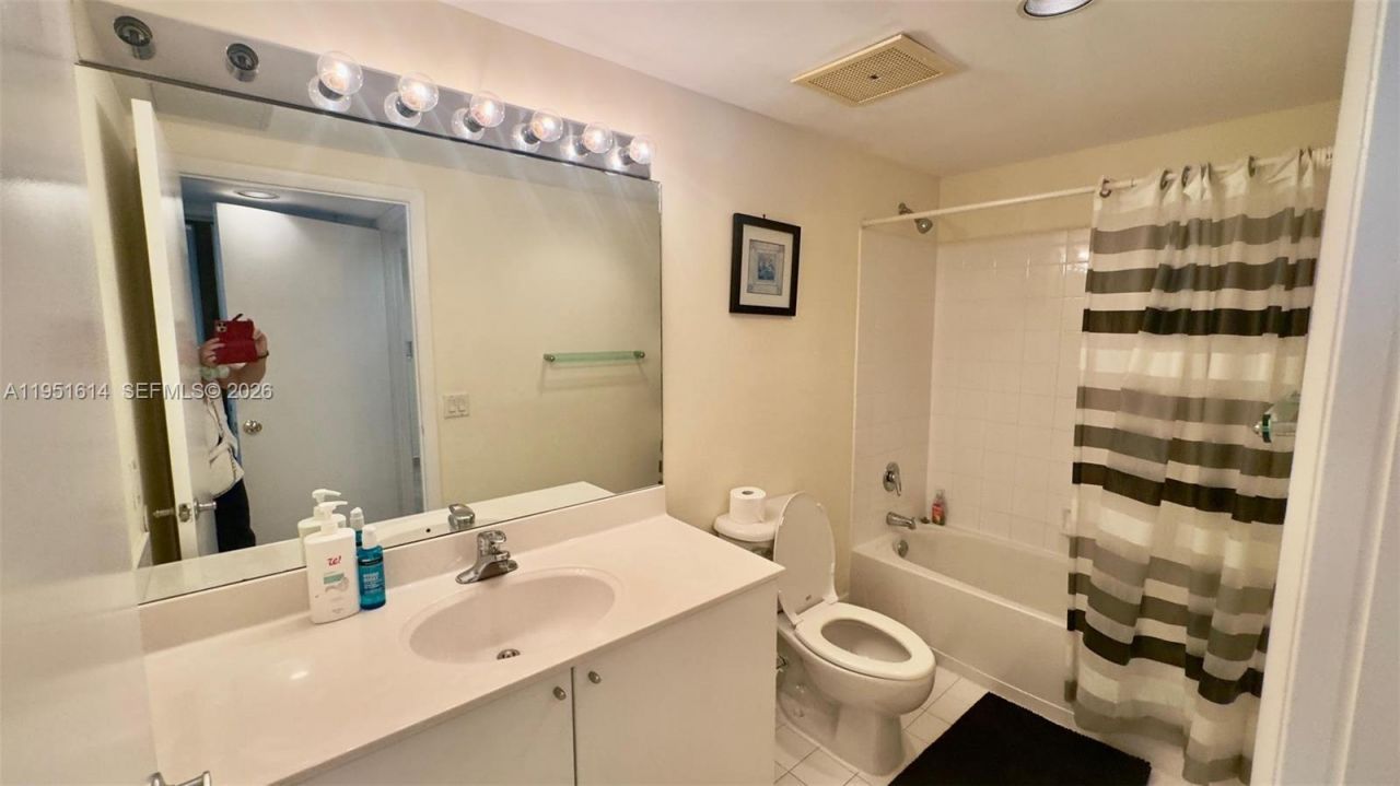 17375 Collins Ave, Unit 1003, Sunny Isles Beach, FL 33160 Photo