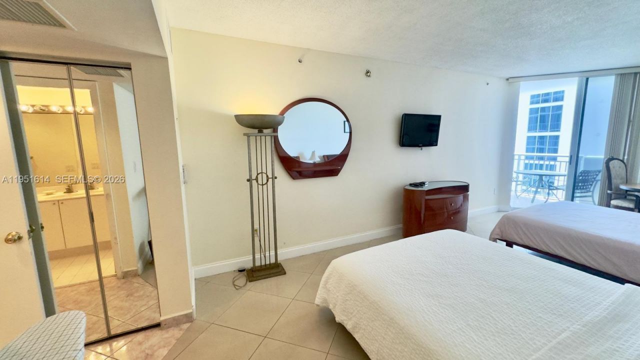 17375 Collins Ave, Unit 1003, Sunny Isles Beach, FL 33160 Photo