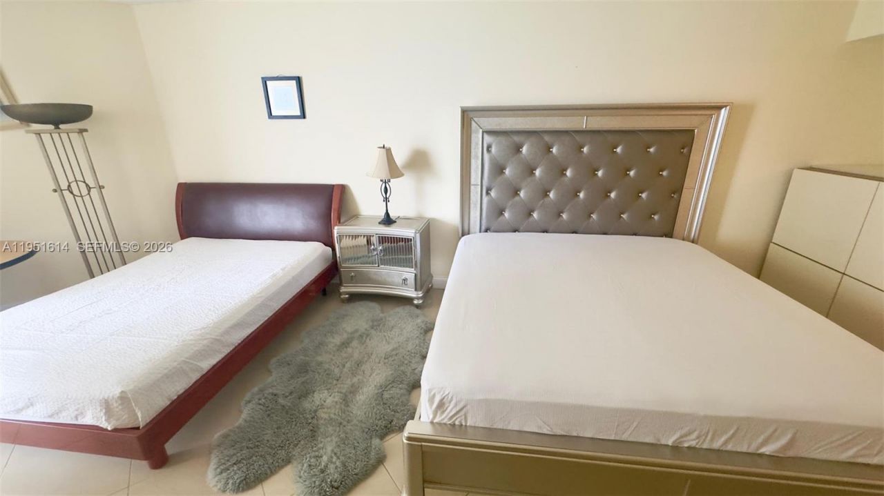 17375 Collins Ave , Unit 1003, Sunny Isles Beach, FL 33160 Photo