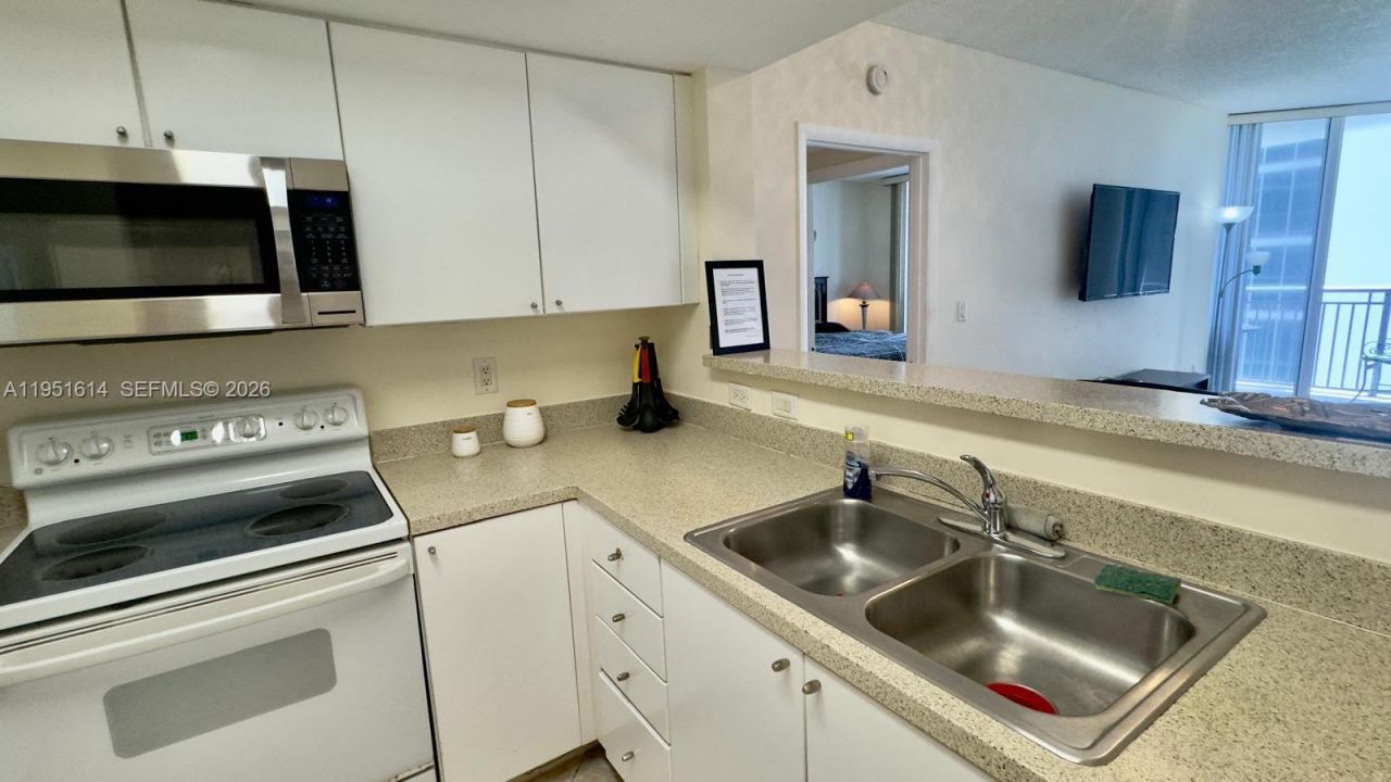 17375 Collins Ave, Unit 1003, Sunny Isles Beach, FL 33160 Photo