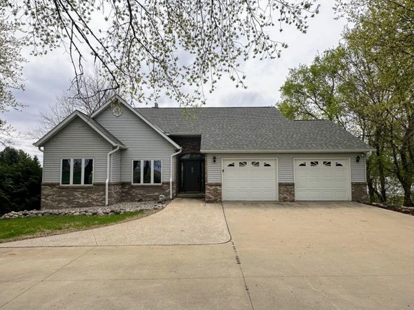 23441 735th Avenue, Dassel, MN 55325