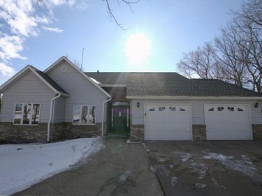 23441 735th Avenue, Dassel, MN 55325