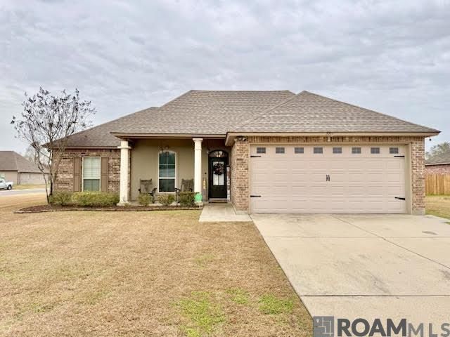 3711 Plantation Ridge Dr, Addis, LA 70710 Main Photo