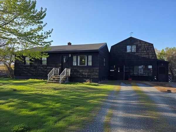 341 River Road, Orrington, ME 04474