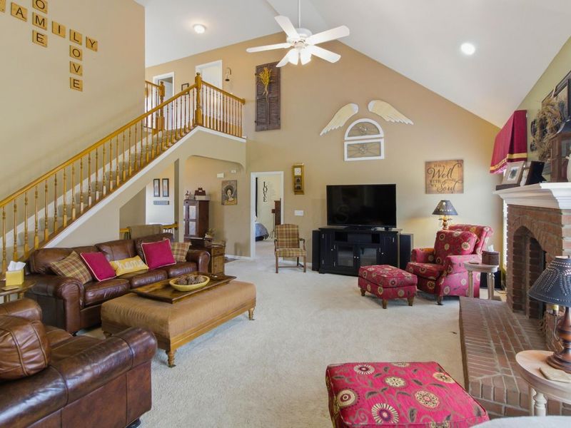 13252 Ashley Creek Drive, Pickerington, OH 43147 Photo 4