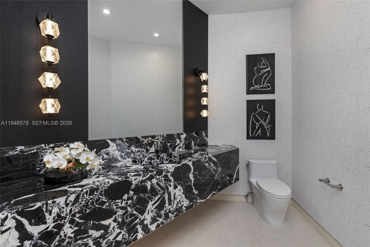 51 Isla Bahia Dr, Fort Lauderdale, FL 33316 Photo