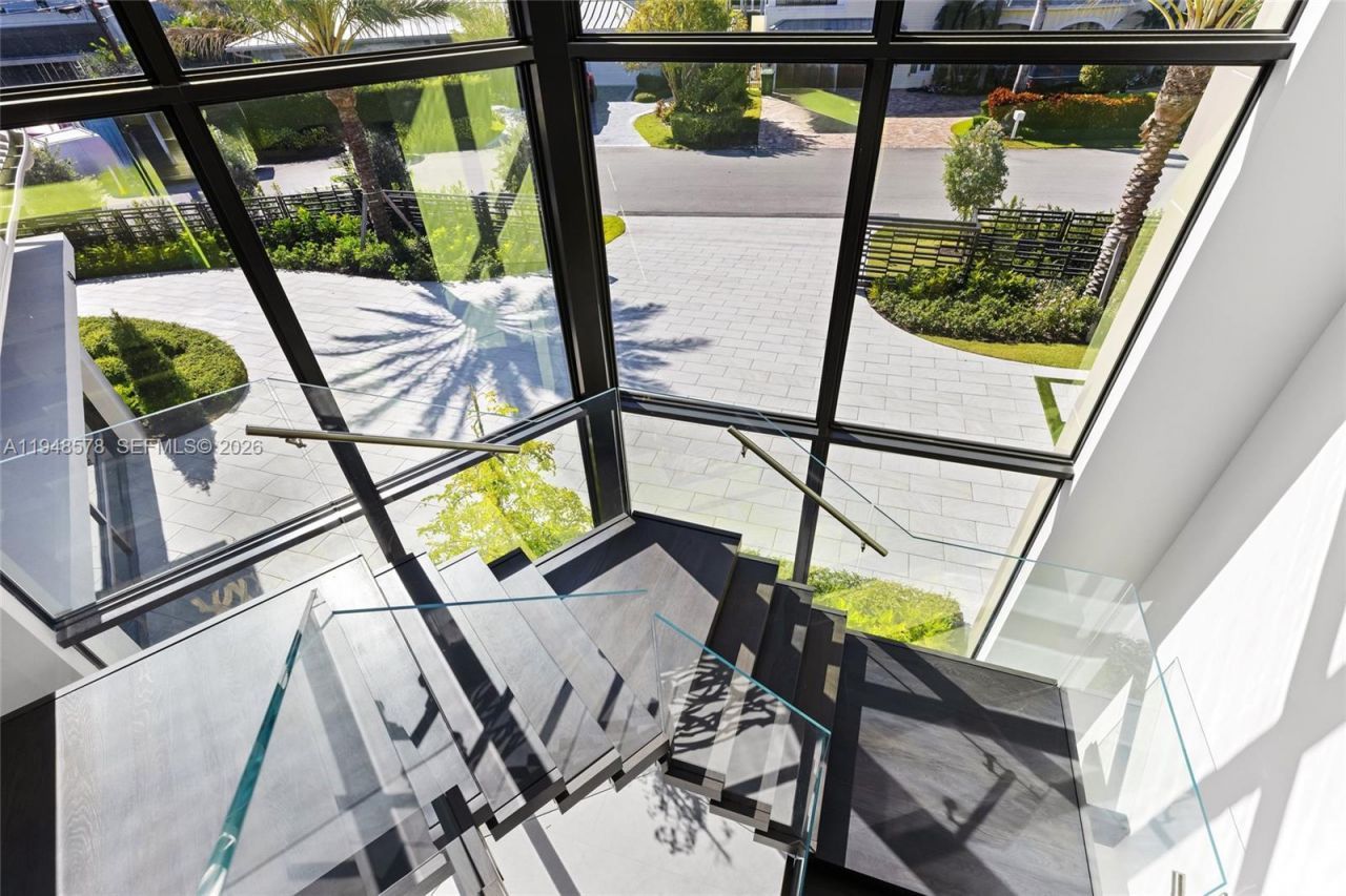 51 Isla Bahia Dr, Fort Lauderdale, FL 33316 Photo