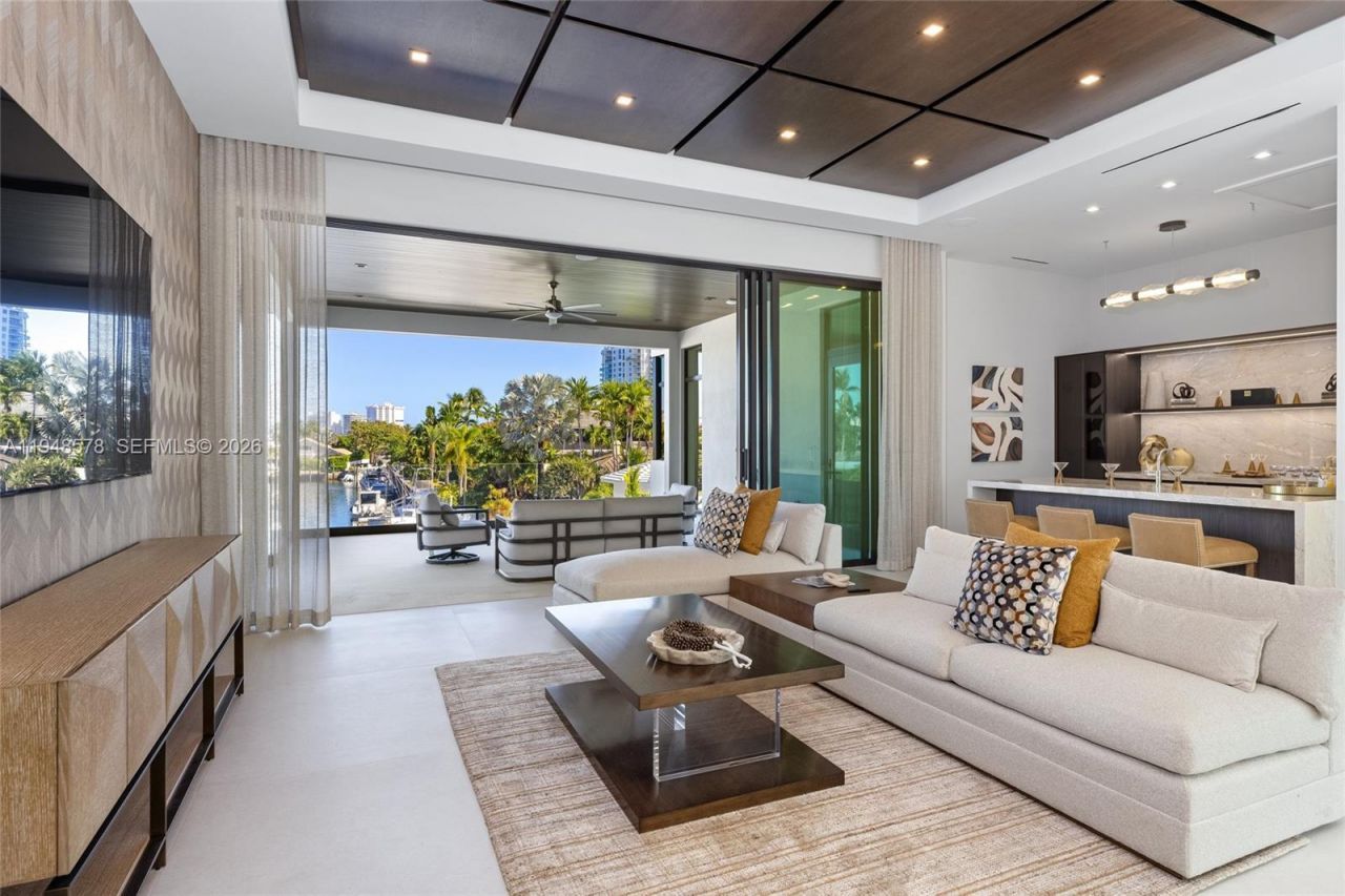 51 Isla Bahia Dr, Fort Lauderdale, FL 33316 Photo