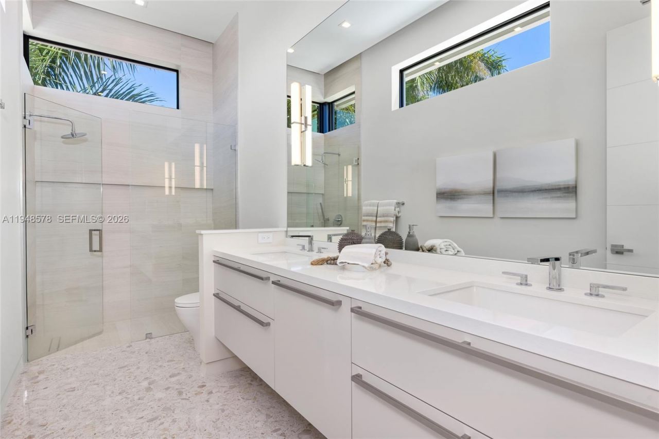 51 Isla Bahia Dr, Fort Lauderdale, FL 33316 Photo