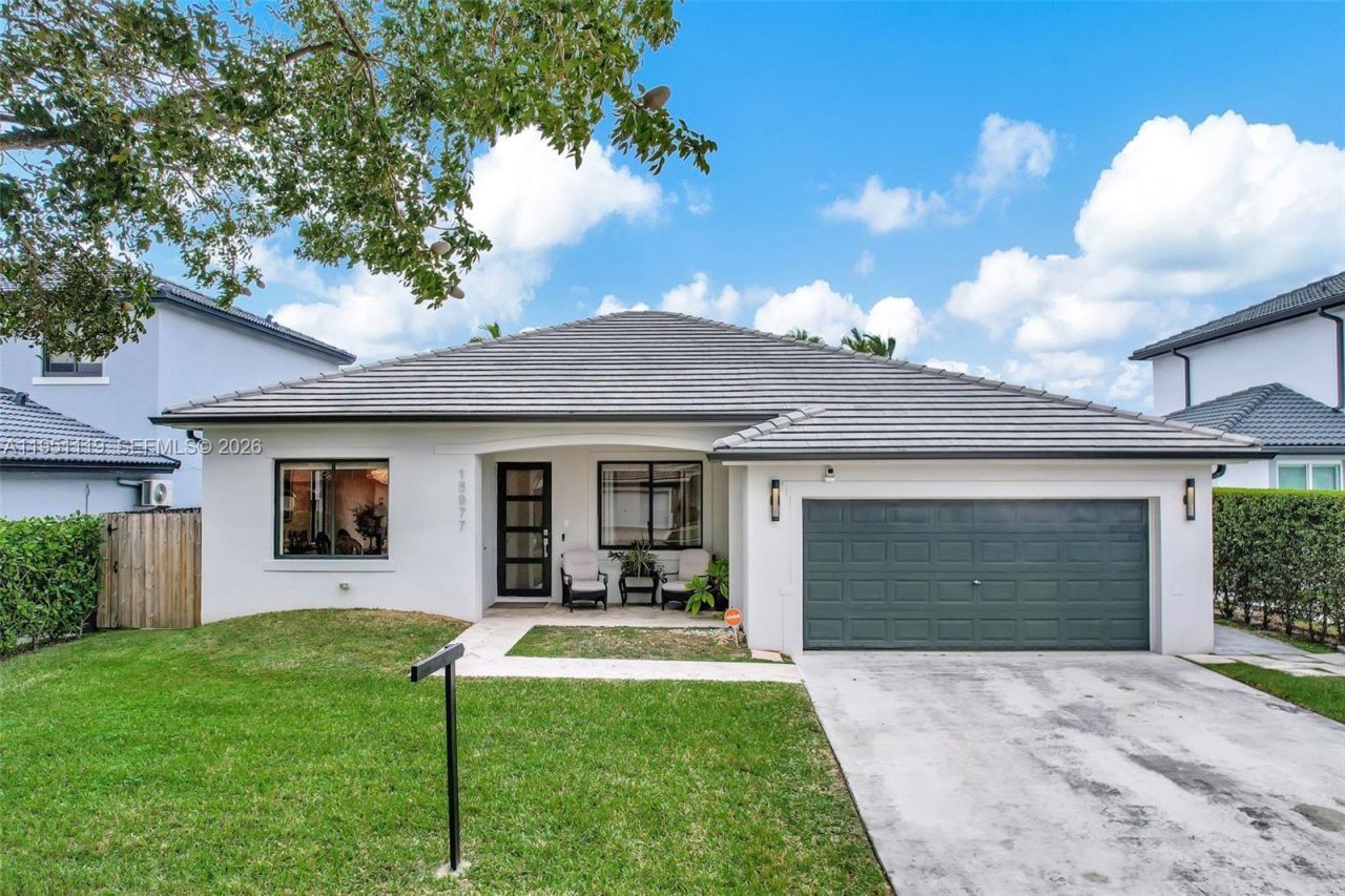 15977 SW 141st St, Miami, FL 33196 Photo