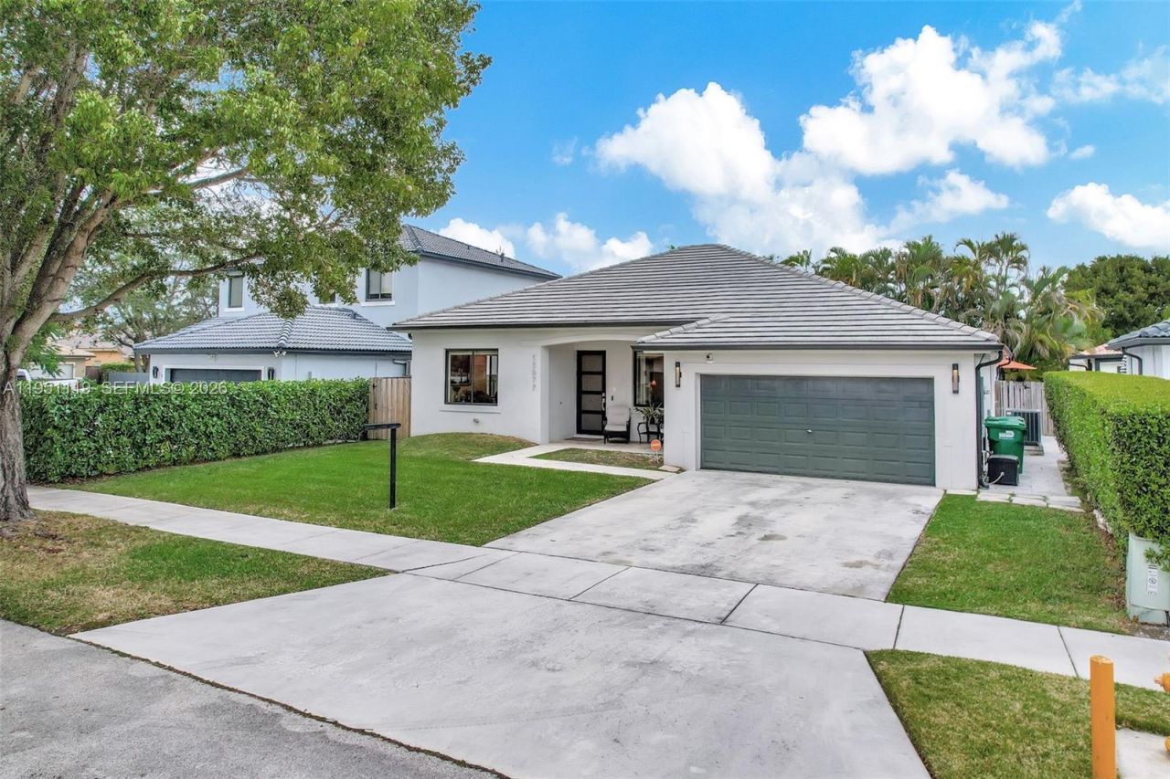 15977 SW 141st St, Miami, FL 33196 Photo