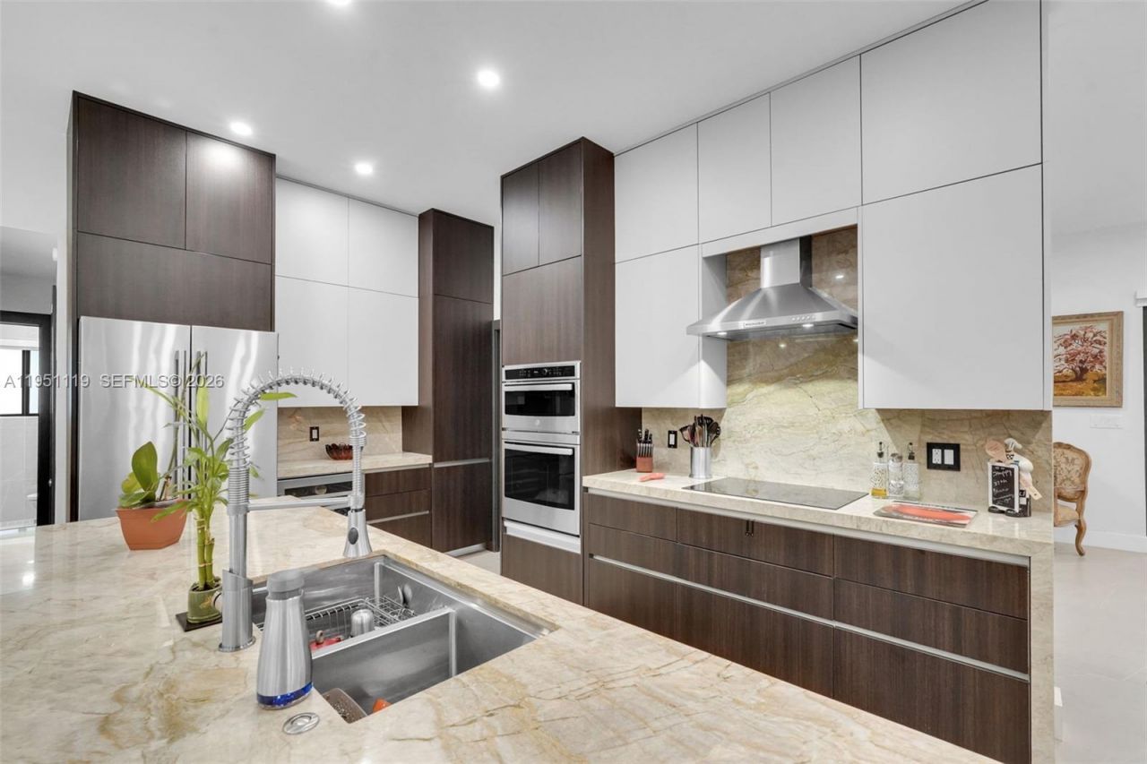 15977 SW 141st St, Miami, FL 33196 Photo