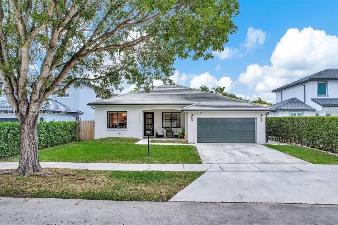 15977 SW 141st St, Miami, FL 33196 Photo