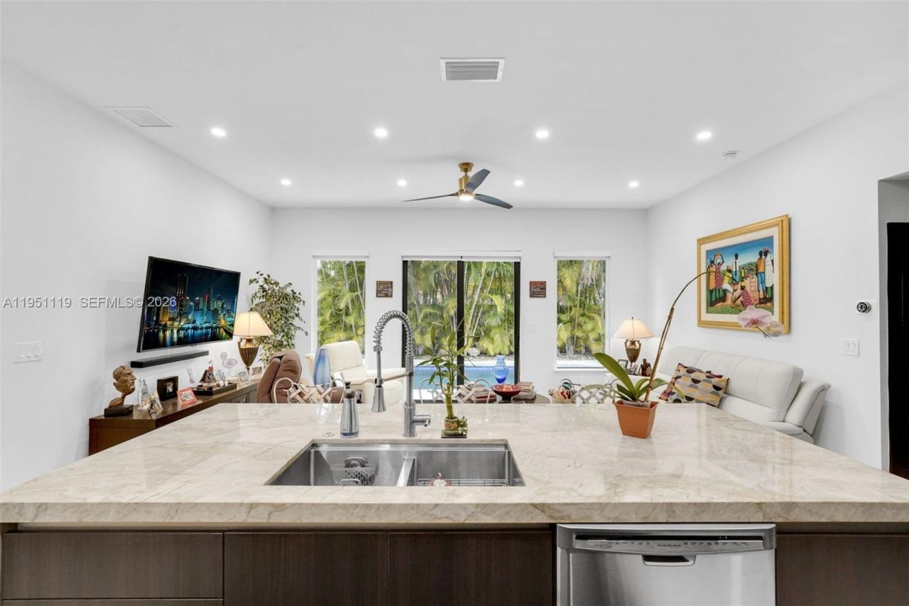 15977 SW 141st St, Miami, FL 33196 Photo