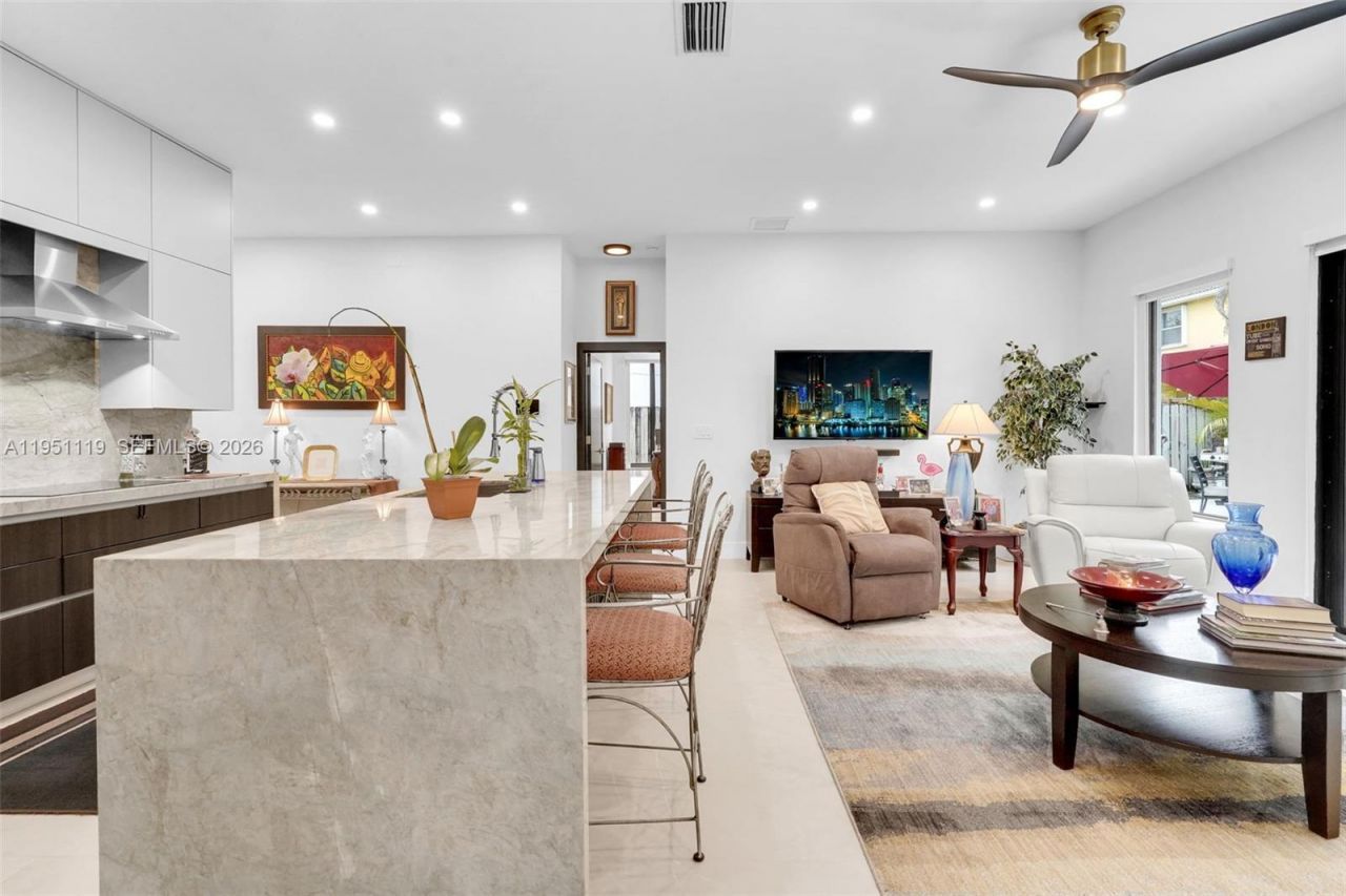 15977 SW 141st St, Miami, FL 33196 Photo