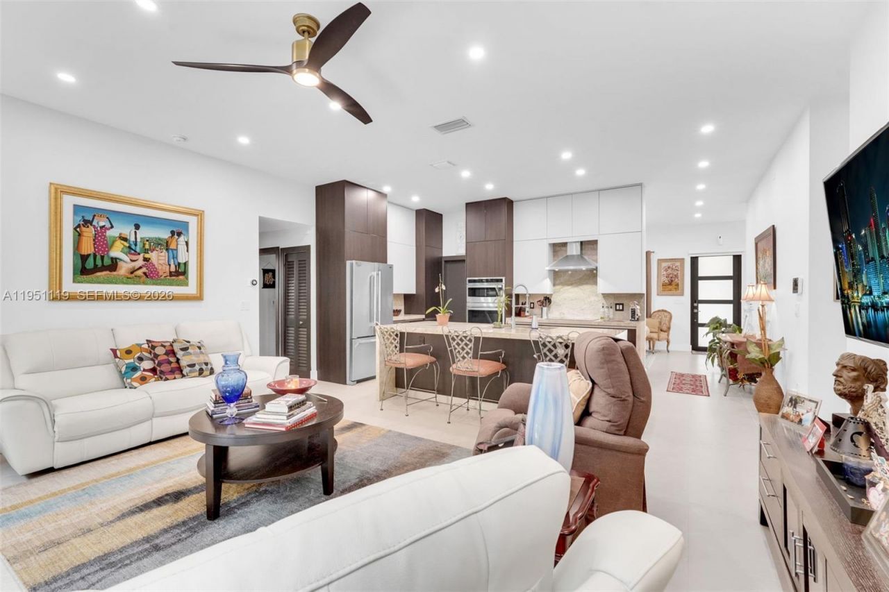 15977 SW 141st St, Miami, FL 33196 Photo