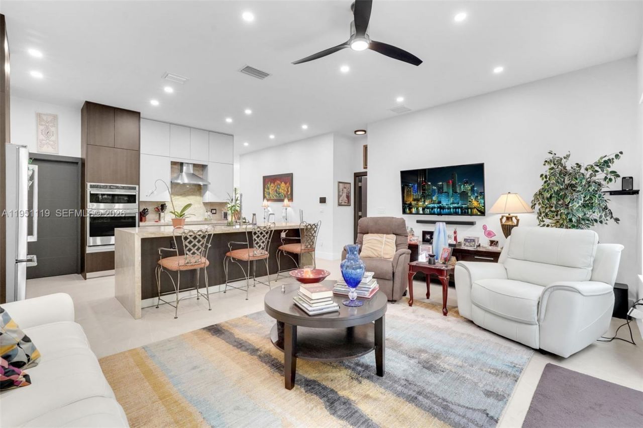 15977 SW 141st St, Miami, FL 33196 Photo