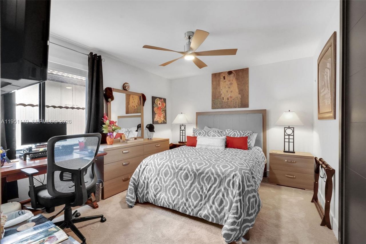 15977 SW 141st St, Miami, FL 33196 Photo