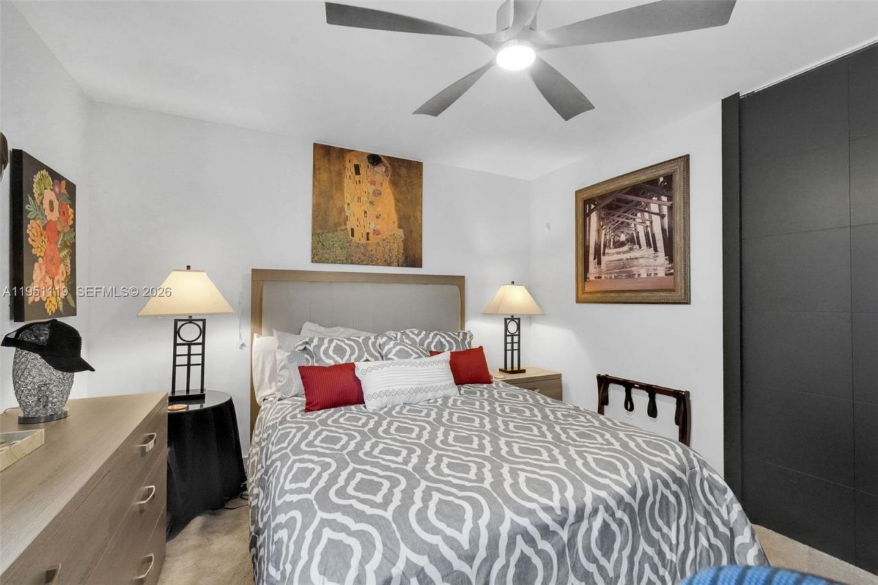 15977 SW 141st St, Miami, FL 33196 Photo