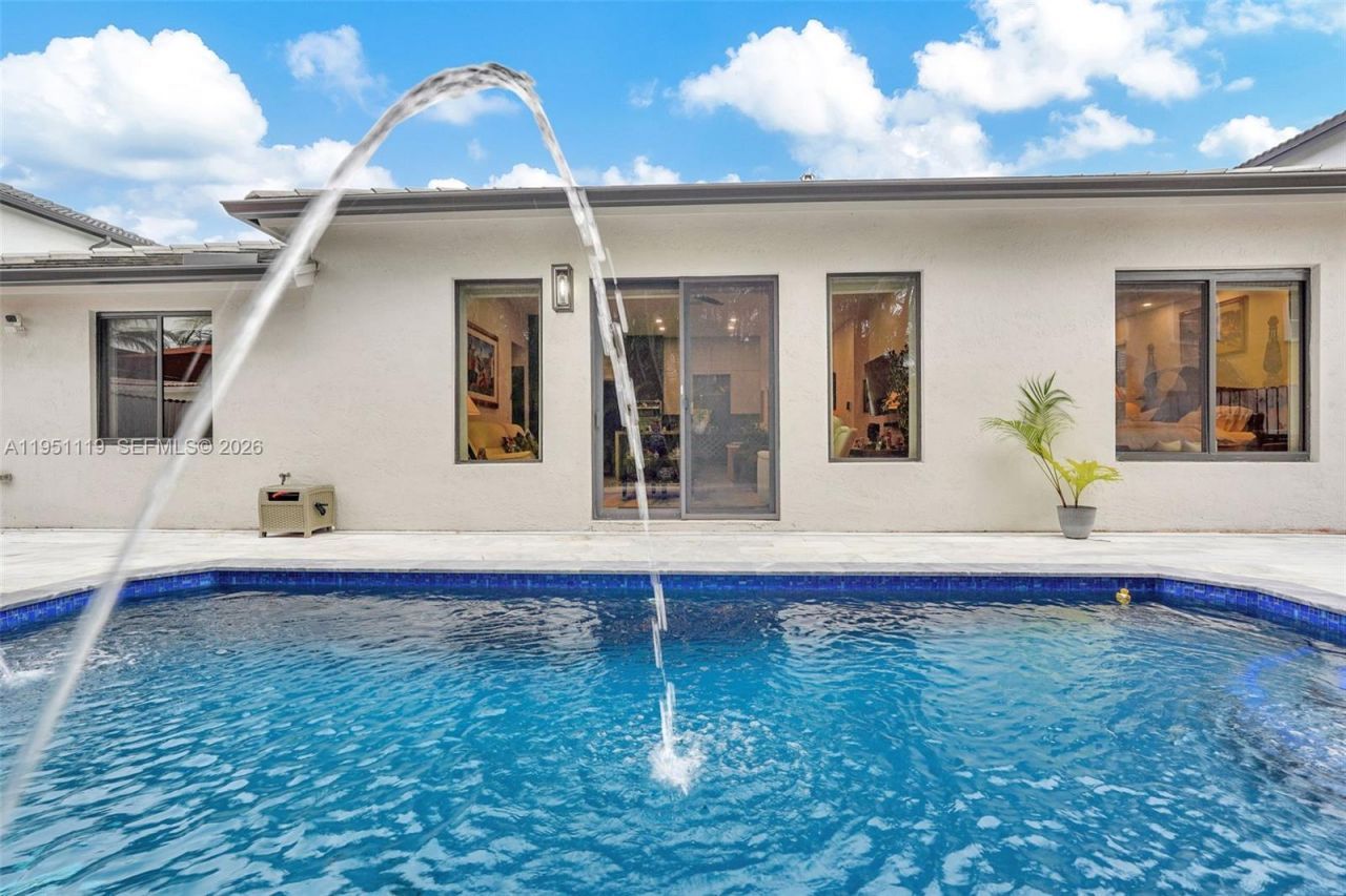 15977 SW 141st St, Miami, FL 33196 Photo