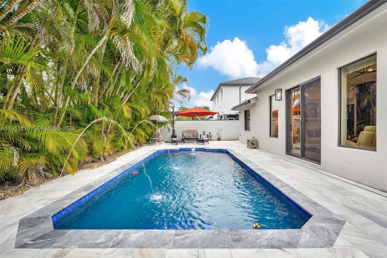 15977 SW 141st St, Miami, FL 33196 Photo