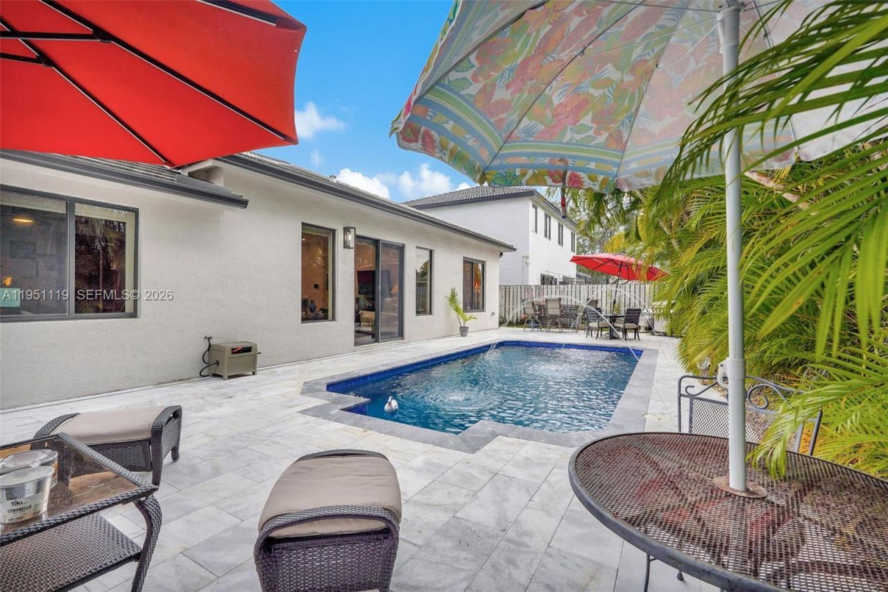 15977 SW 141st St, Miami, FL 33196 Photo