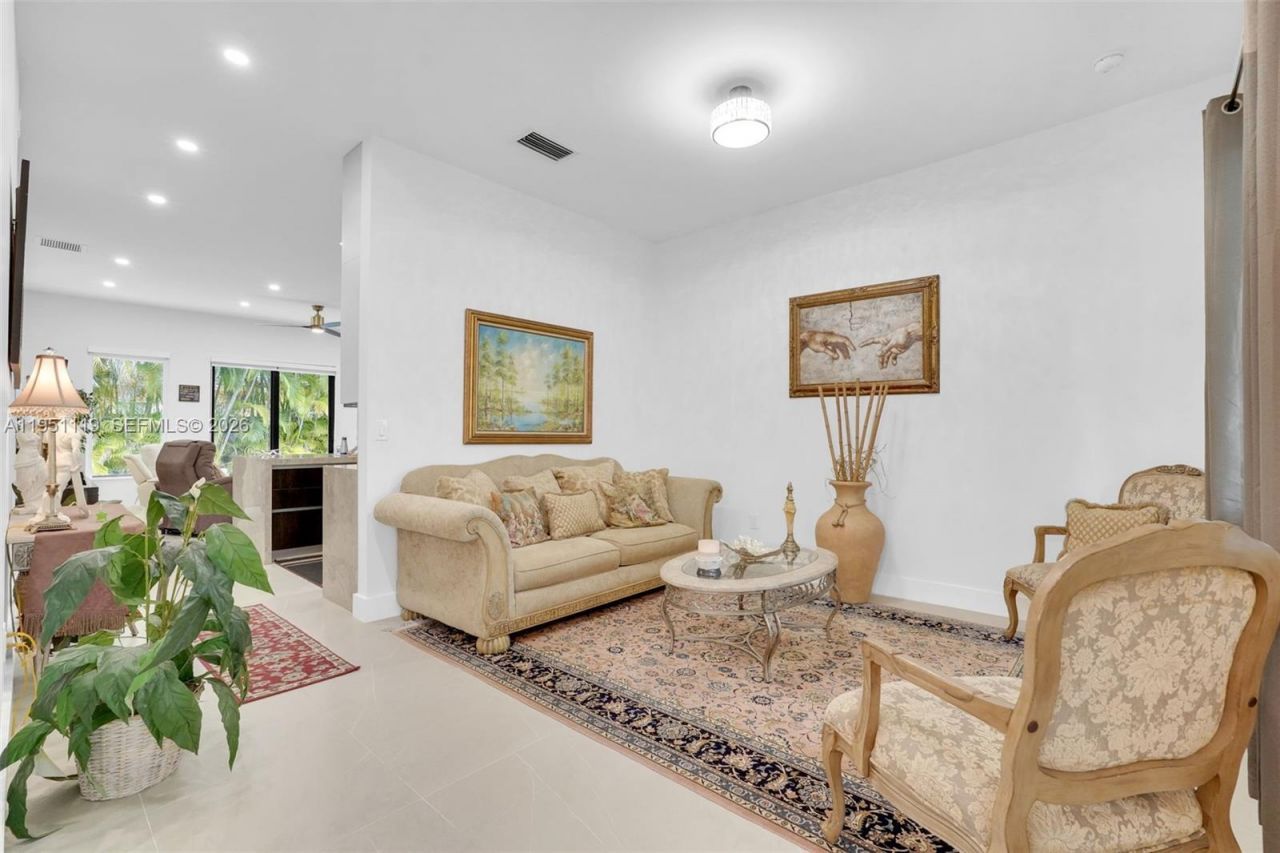 15977 SW 141st St, Miami, FL 33196 Photo