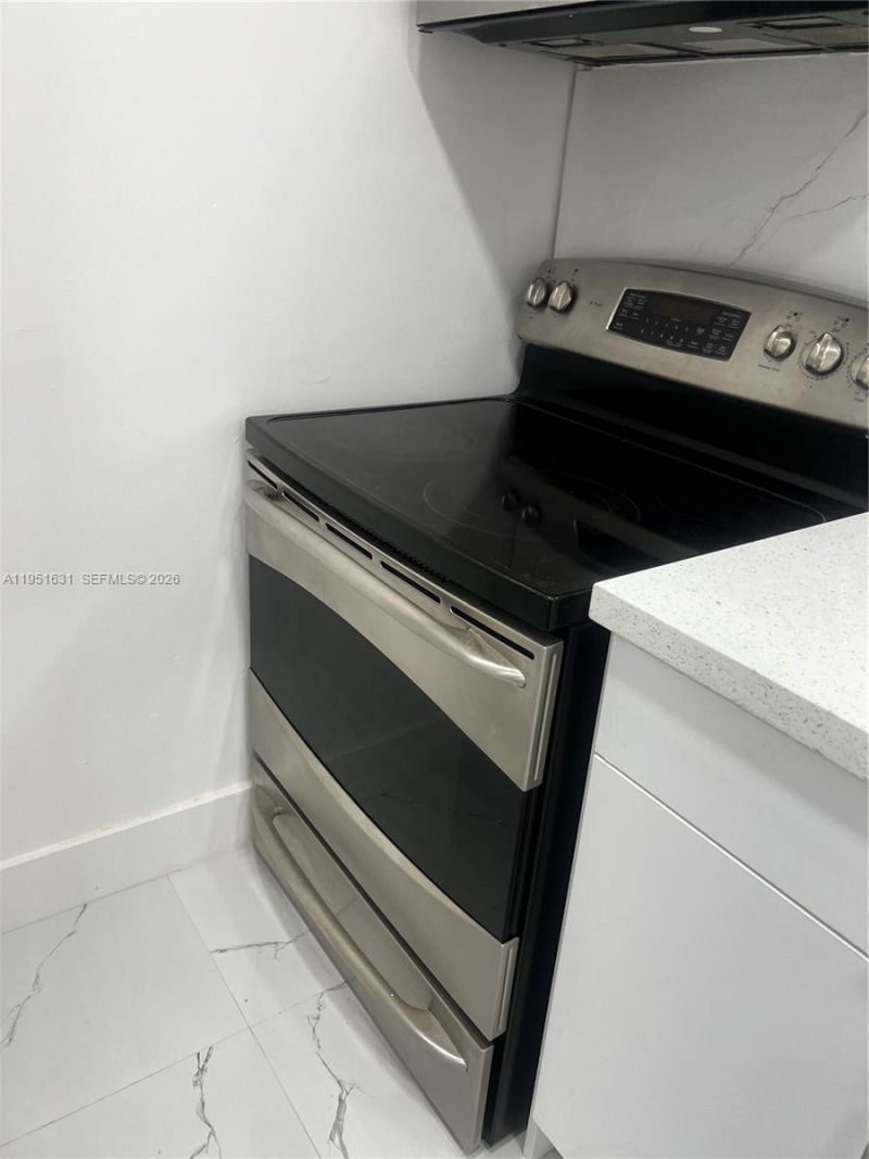 9402 SW 77th Ave, Unit L8, Miami, FL 33156 Photo