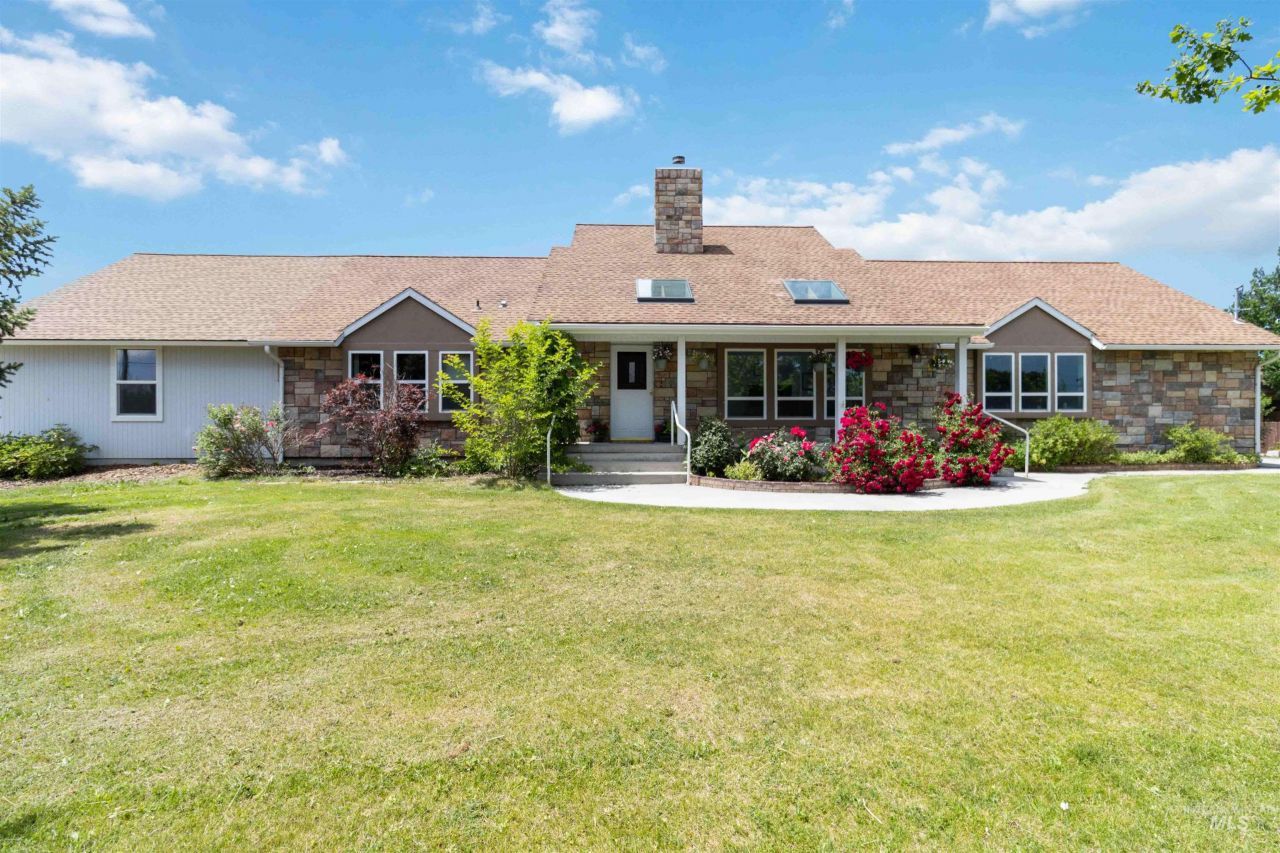 7985 S Cloverdale Rd., Boise, ID 83709 Main Photo