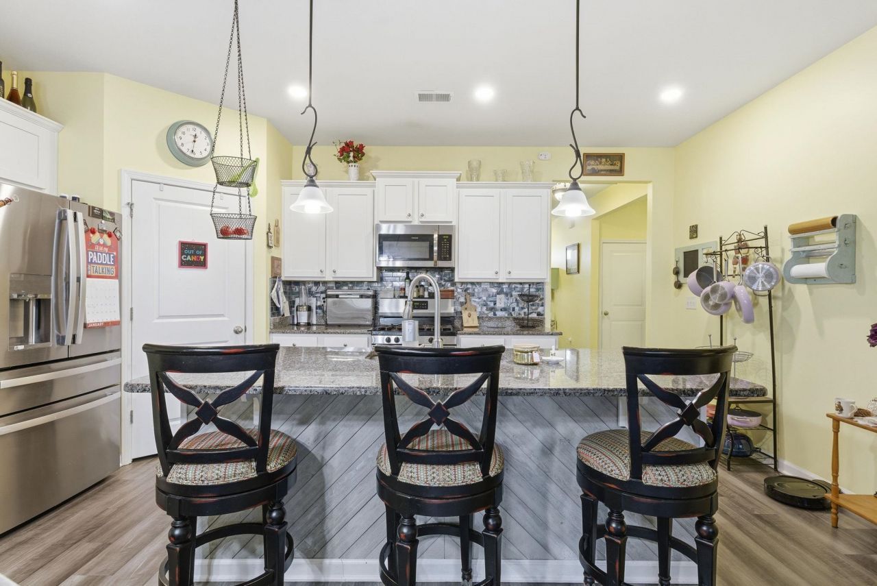 144 Legends Village Loop Photo 4