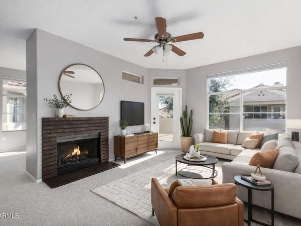 3830 E LAKEWOOD Parkway, Unit 3079, Phoenix, AZ 85048