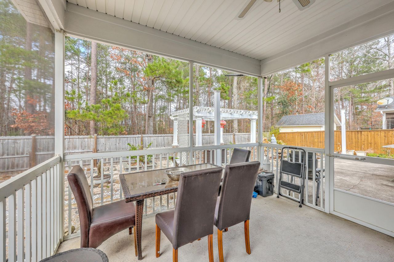 3811 Bonnecrest Lane Photo 12