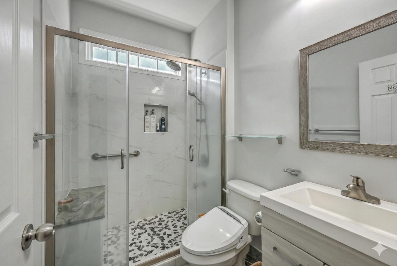 3811 Bonnecrest Lane Photo 22