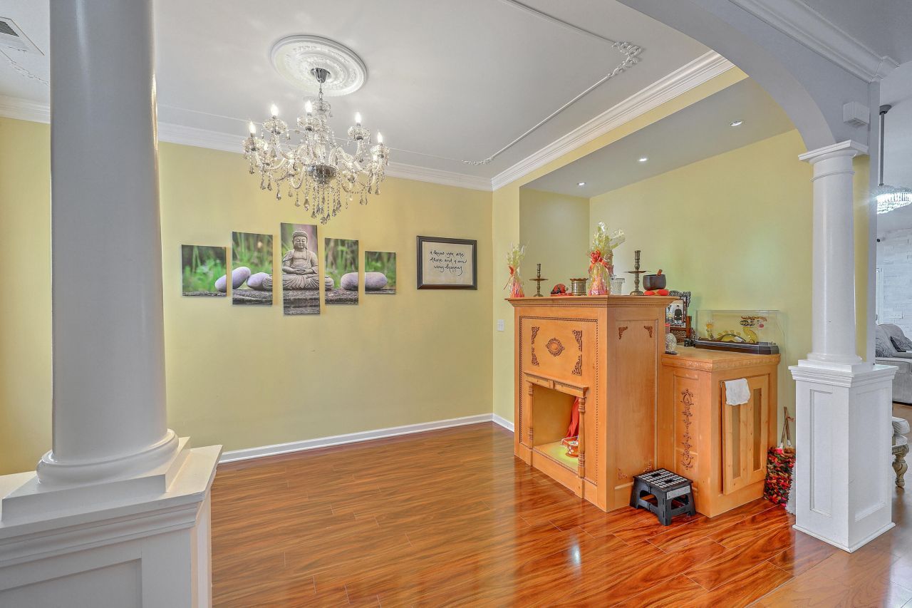 3811 Bonnecrest Lane Photo 29