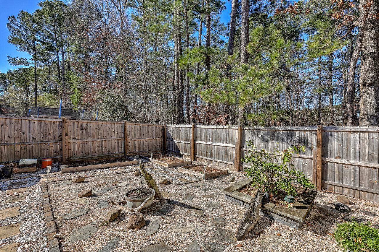 3811 Bonnecrest Lane Photo 32