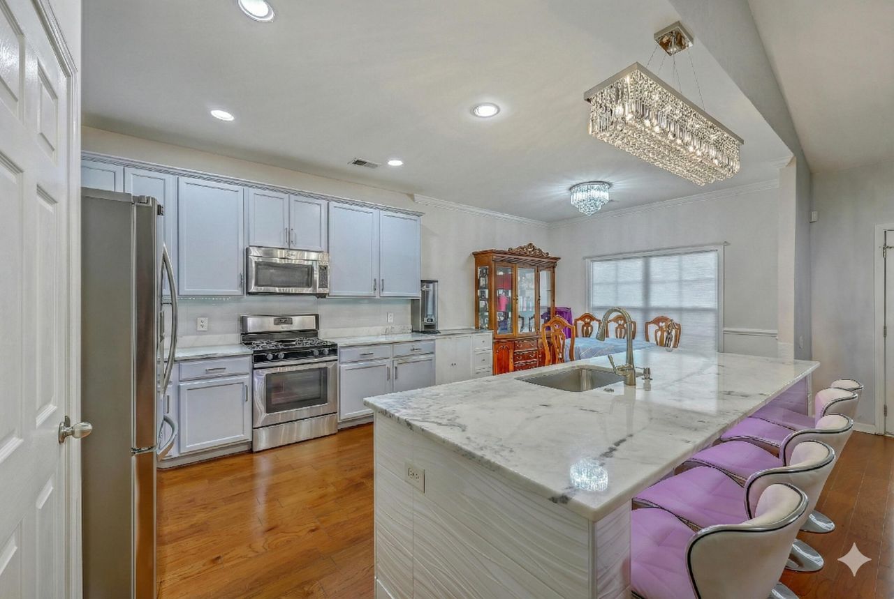 3811 Bonnecrest Lane Photo 7