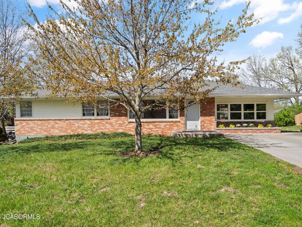 1103 SIOUX DRIVE, Fulton, MO 65251