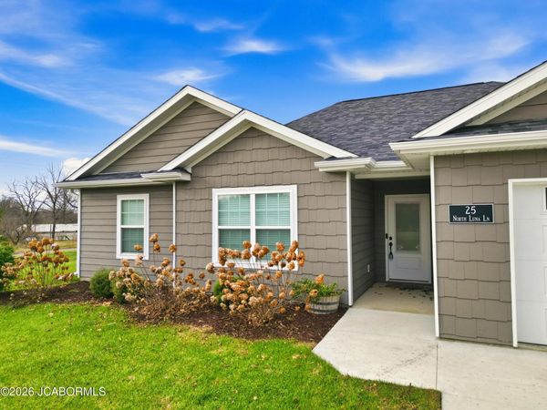 25 N LUNA LANE, Columbia, MO 65201