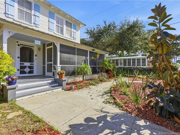 127 M L KING Avenue, St Augustine, FL 32084