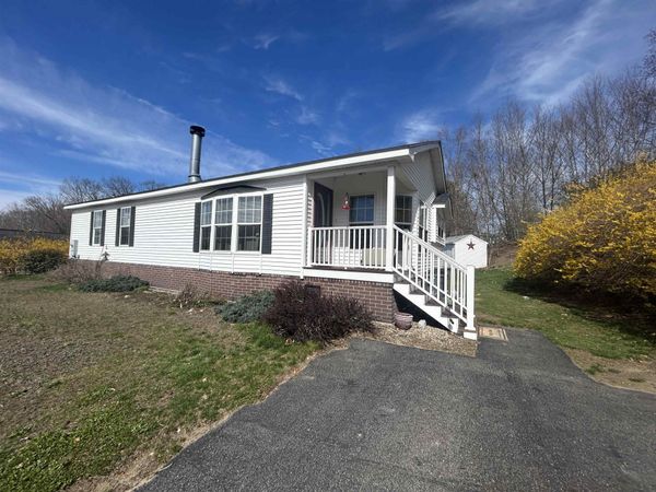 18 Ivy Lane, Farmington, NH 03835