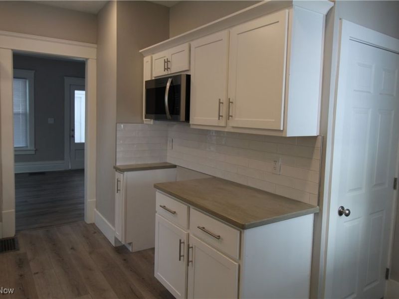 410 W Oak Street, Orrville, OH 44667 Photo 7