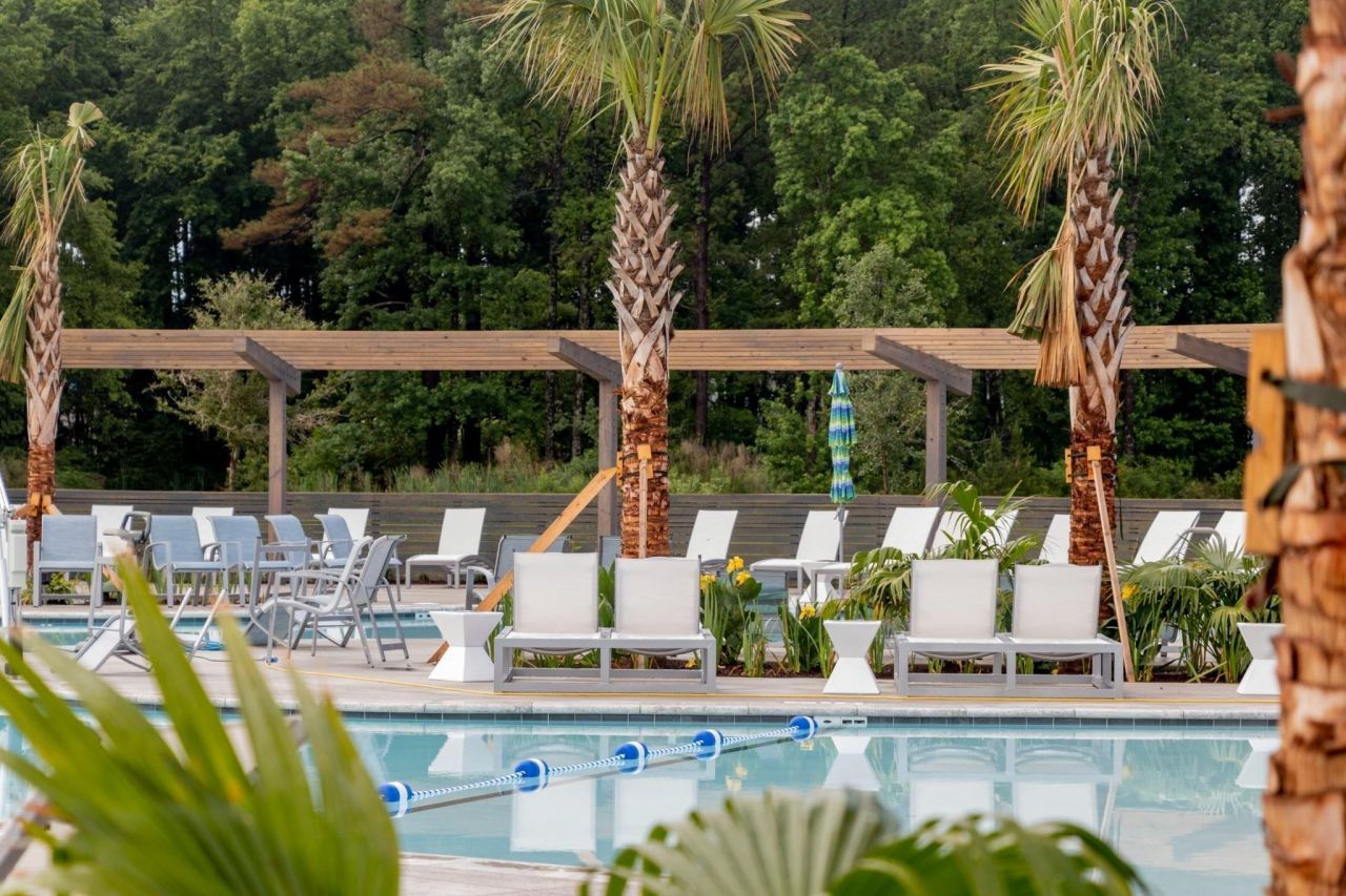 203 Bright Leaf Loop Photo 51