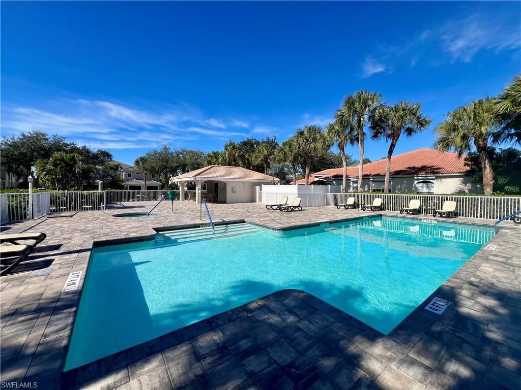 1945 Crestview Way, Unit 165, Naples, FL 34119 Photo