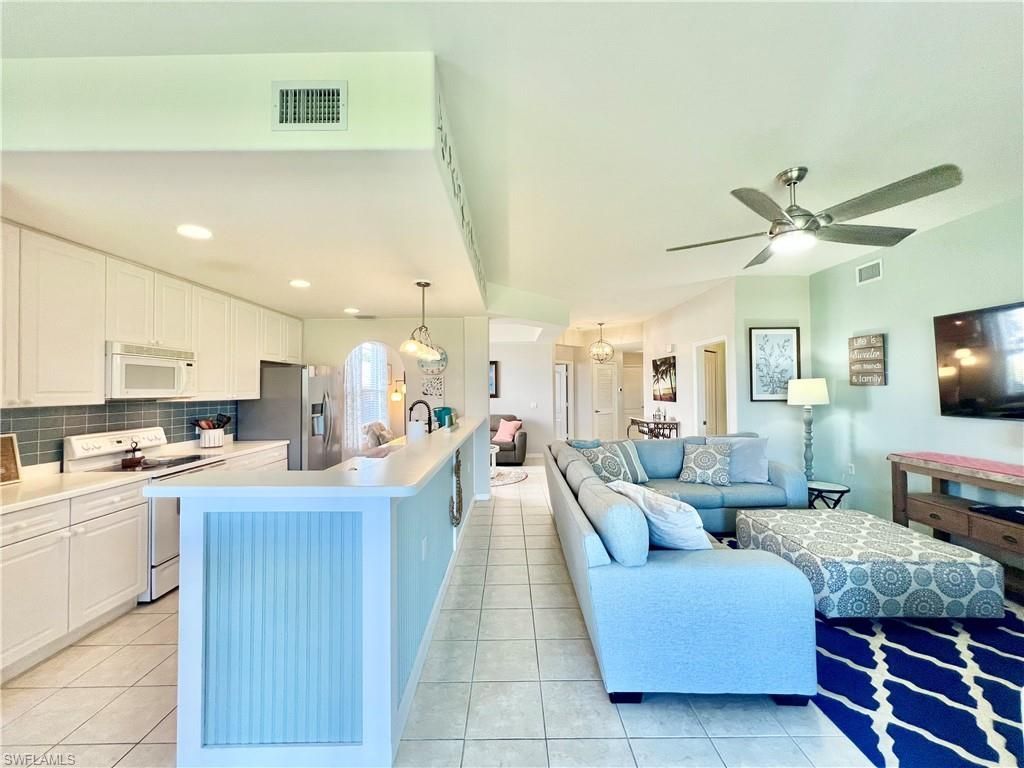 1945 Crestview Way, Unit 165, Naples, FL 34119 Photo