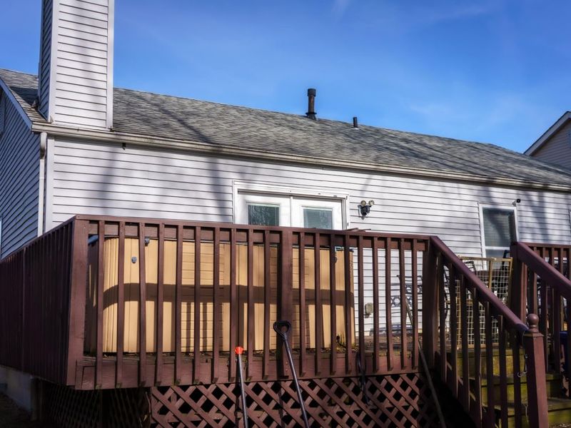 6927 Woody Court, Canal Winchester, OH 43110 Photo 2