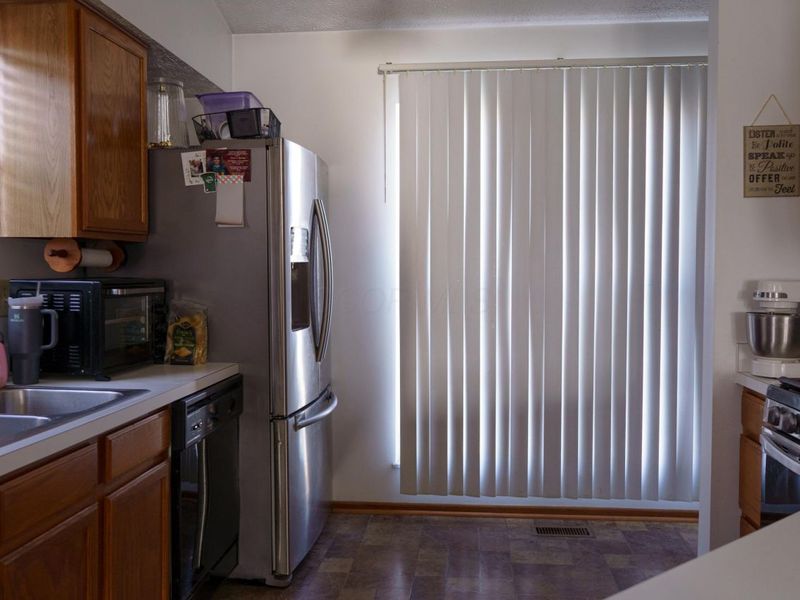 6927 Woody Court, Canal Winchester, OH 43110 Photo 9